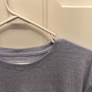 Lucky brand Tshirt